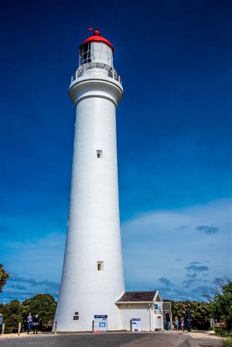 round the twist lighthouse.